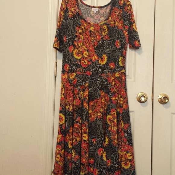 NWOT - LuLaRoe Nicole Dress - size 2XL - Picture 1 of 5